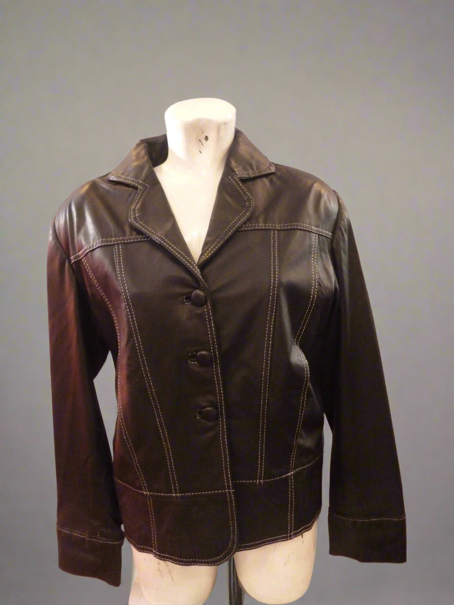 Women's Leather Jacket – Timeless Button-Up Leather Jacket for Any Occasion